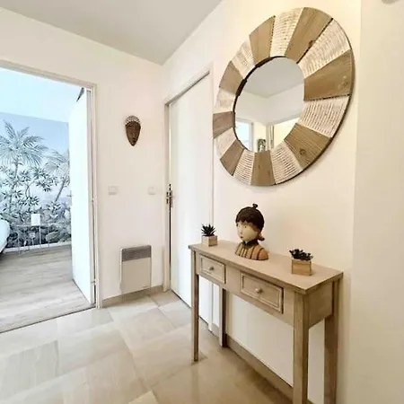 La Petite Louisiane : 4 Prs, 300 M Plages