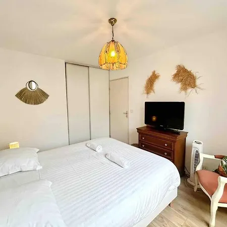 La Petite Louisiane : 4 Prs, 300 M Plages *